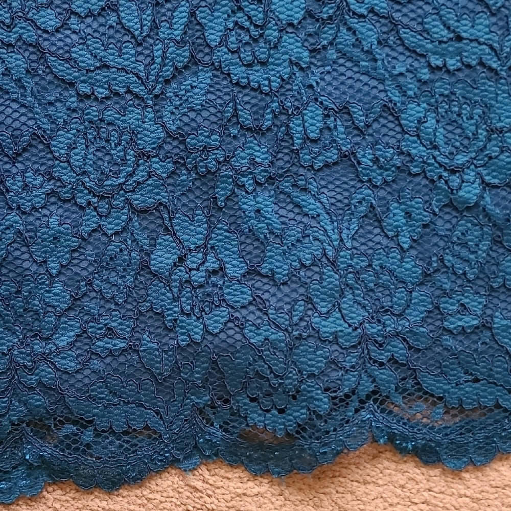 Lauren Ralph Lauren Elegant Teal Lace Dress - Picture 2 of 7